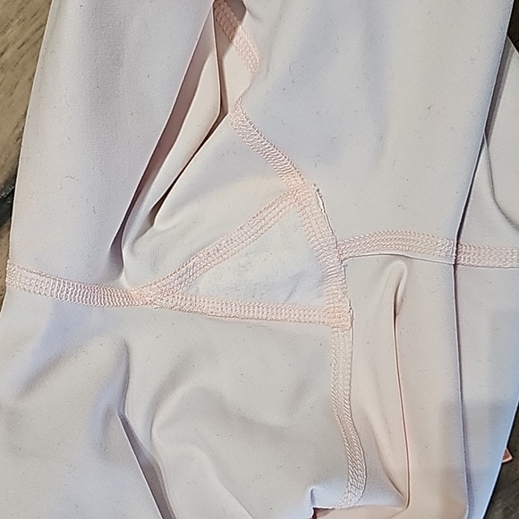 Adore Me Lotus Crossover High Rise 7/8 Leggings size Small - Picture 8 of 9